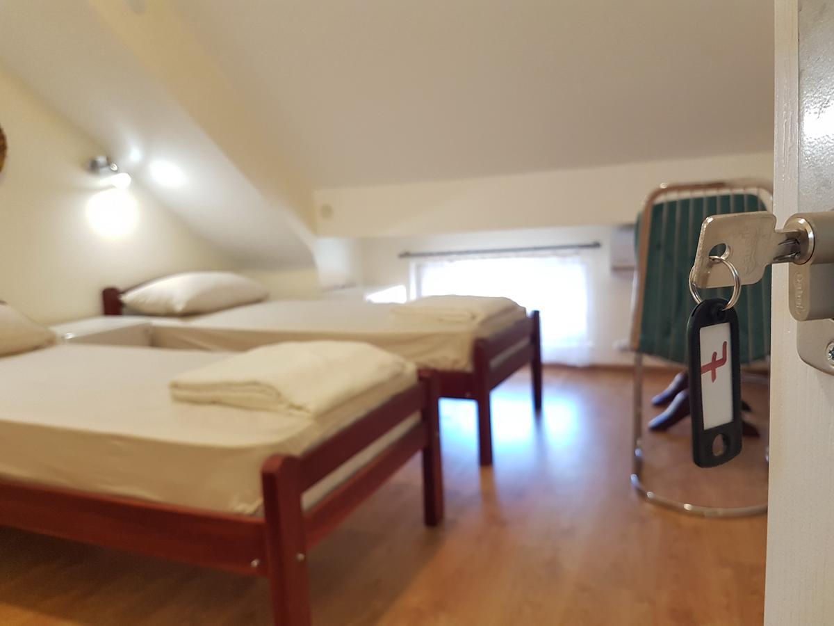 Hostel Beko Valjevo Habitación foto