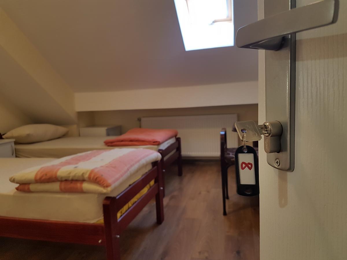 Hostel Beko Valjevo Habitación foto
